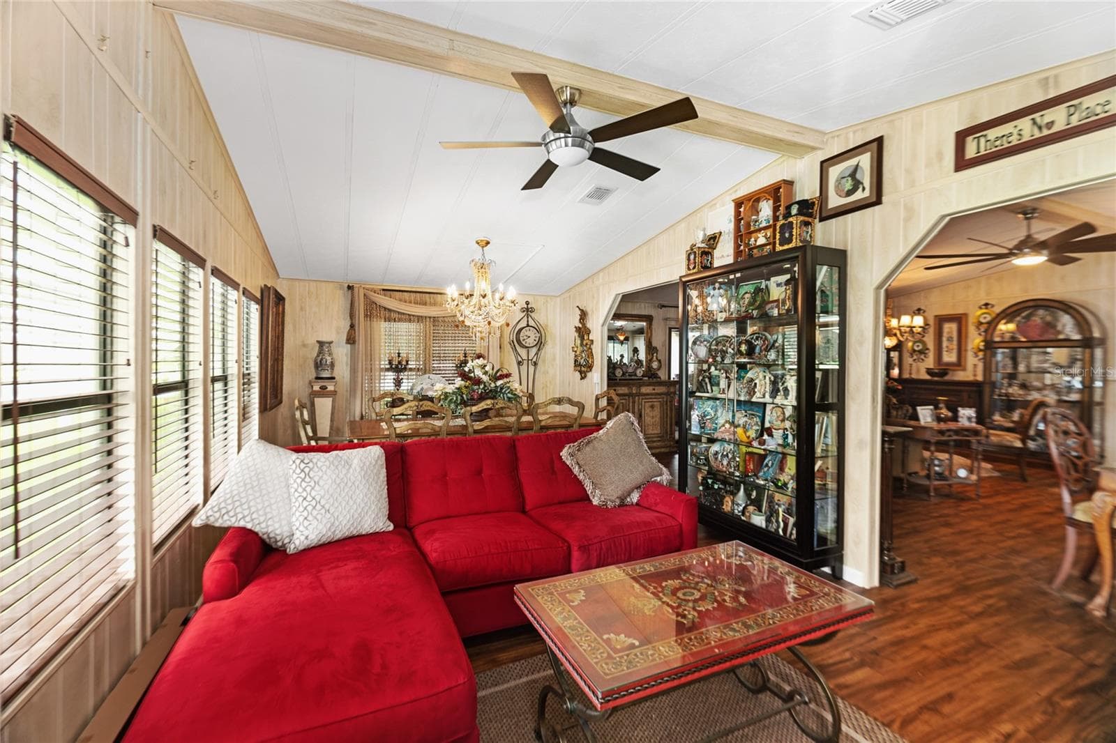 Family/front room (view from entry) - 2002 S CITRUS CIR #1728, ZELLWOOD