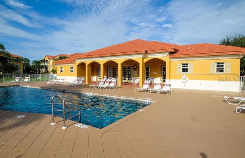 Condo - Hotel at 4149 RESIDENCE DR #801, FORT MYERS, photo 2 of 16