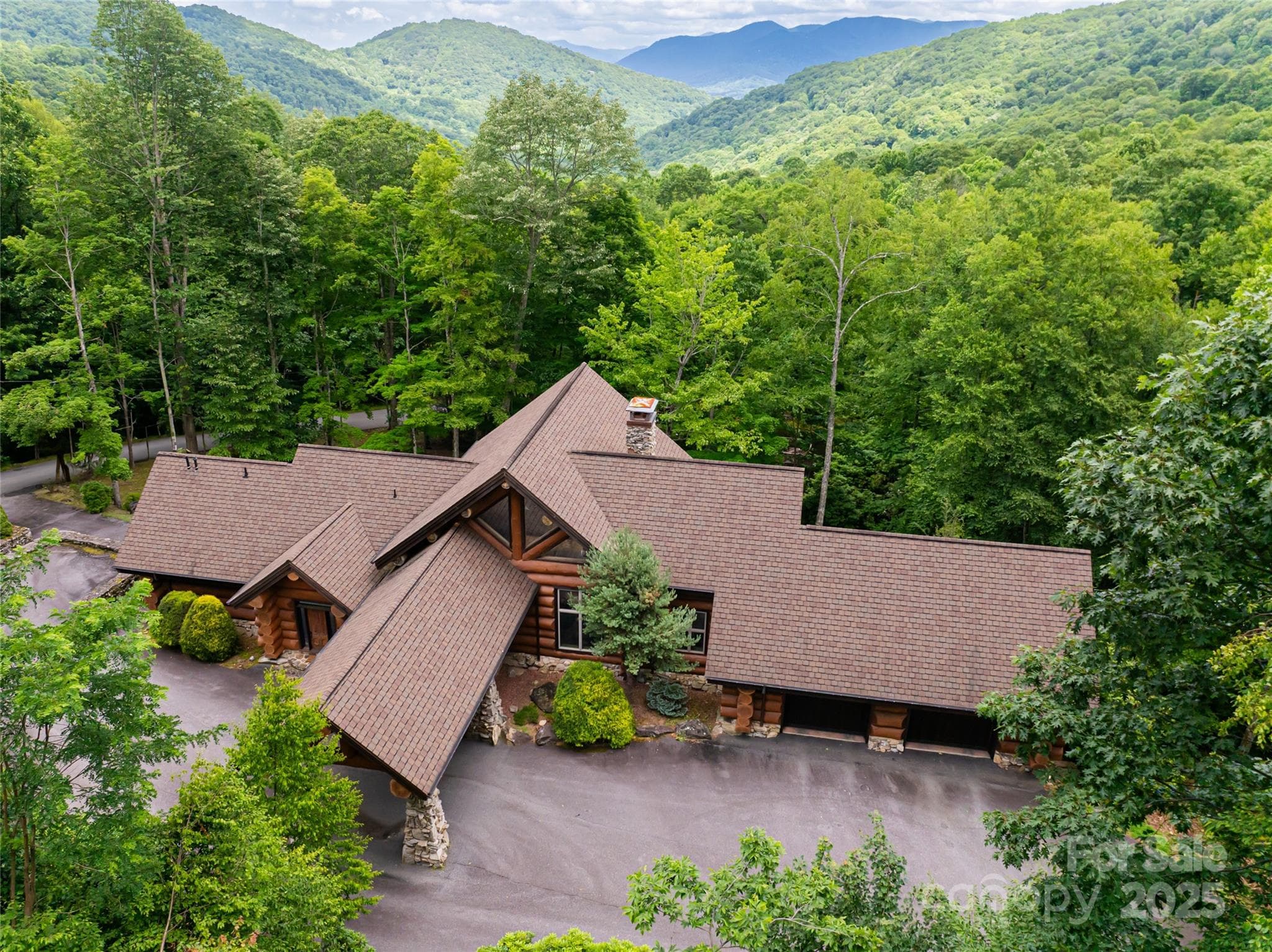 Single Family Residence at Waynesville, photo 2 of 48