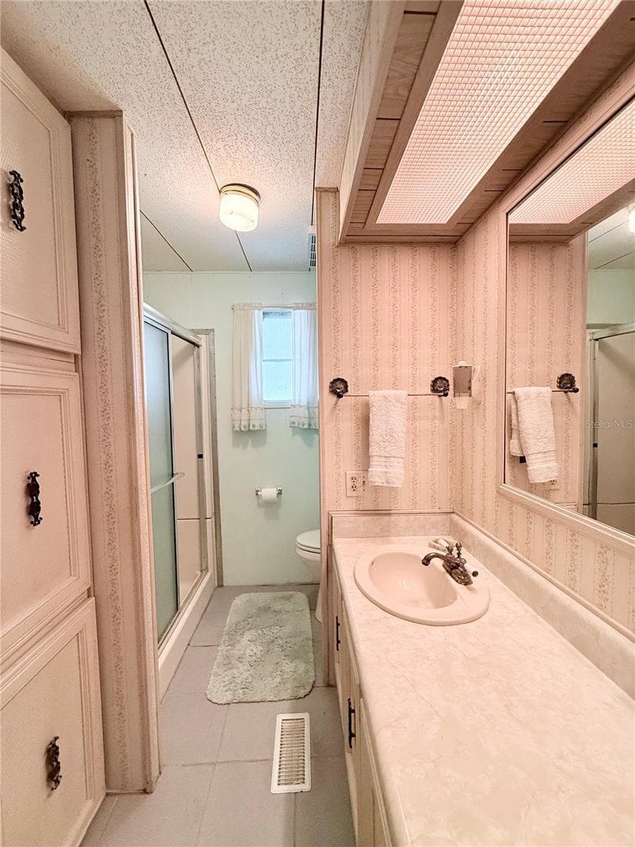 Mobile Home at 622 ELIZABETH LN, LAKELAND, photo 22 of 28