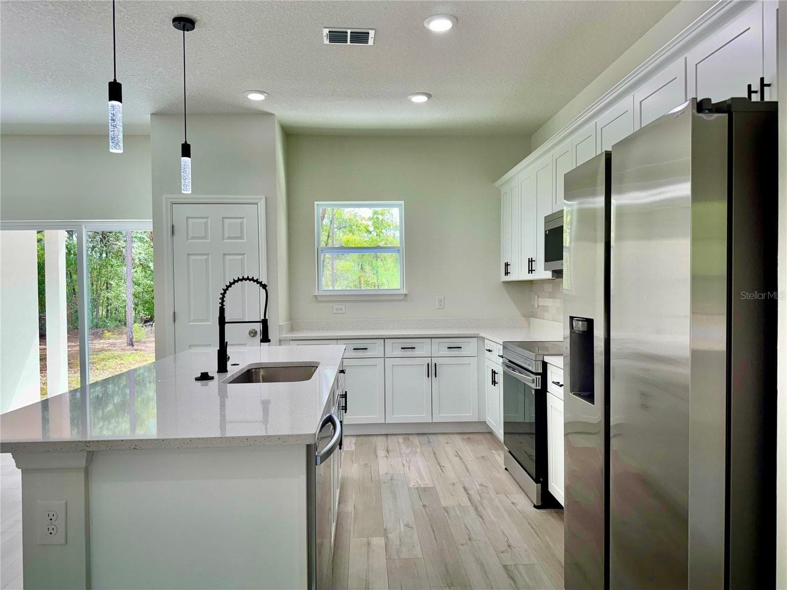 MODEL HOME - 7222 N LIME DR, CITRUS SPRINGS