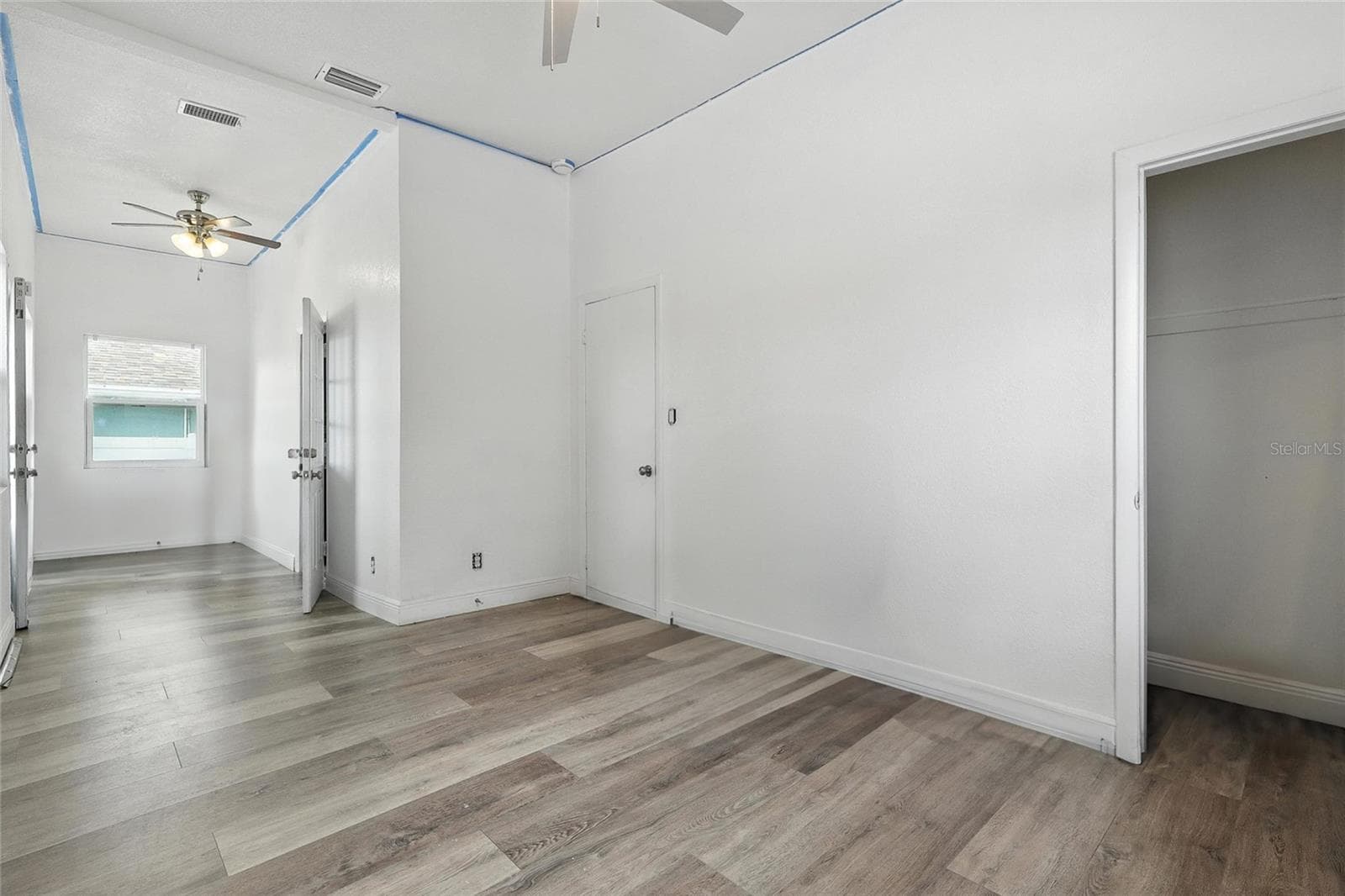 3RD BEDROOM IN THE REAR - 7012 N HUBERT AVE, TAMPA
