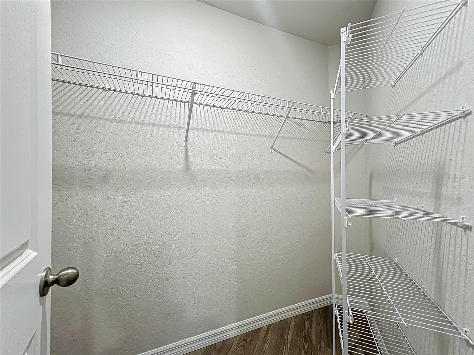 Walk In Closet - 111 E HARVARD ST, INVERNESS