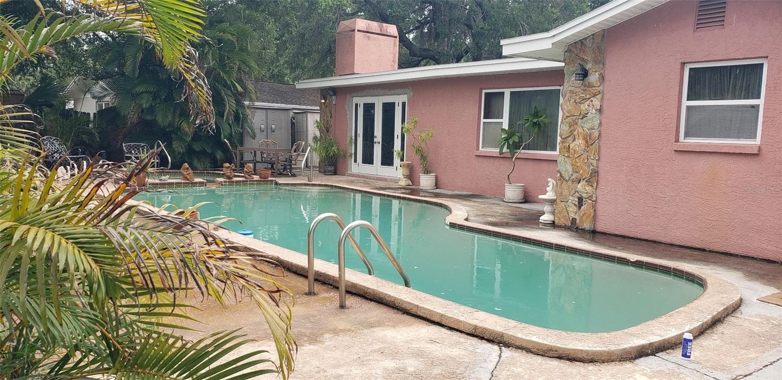 quiet Tropical pool area - 8665 MOCKINGBIRD LN, SEMINOLE
