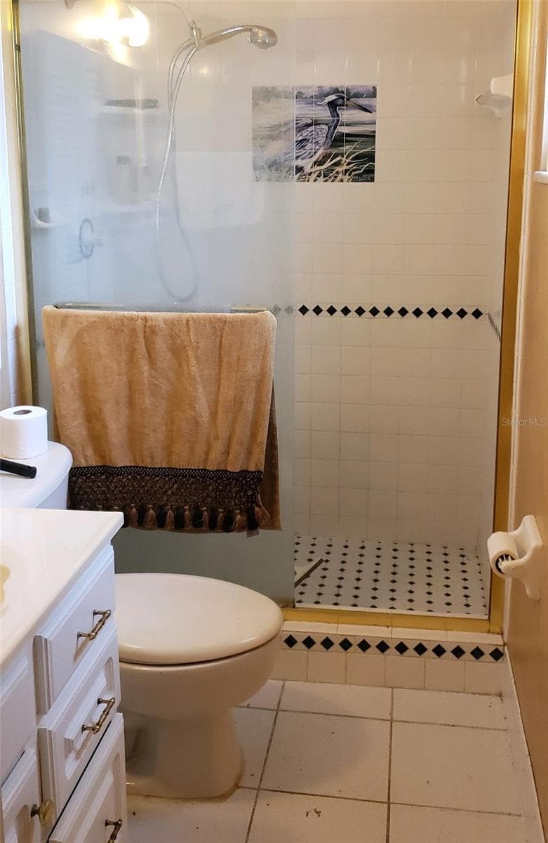 Main Bath - 8665 MOCKINGBIRD LN, SEMINOLE