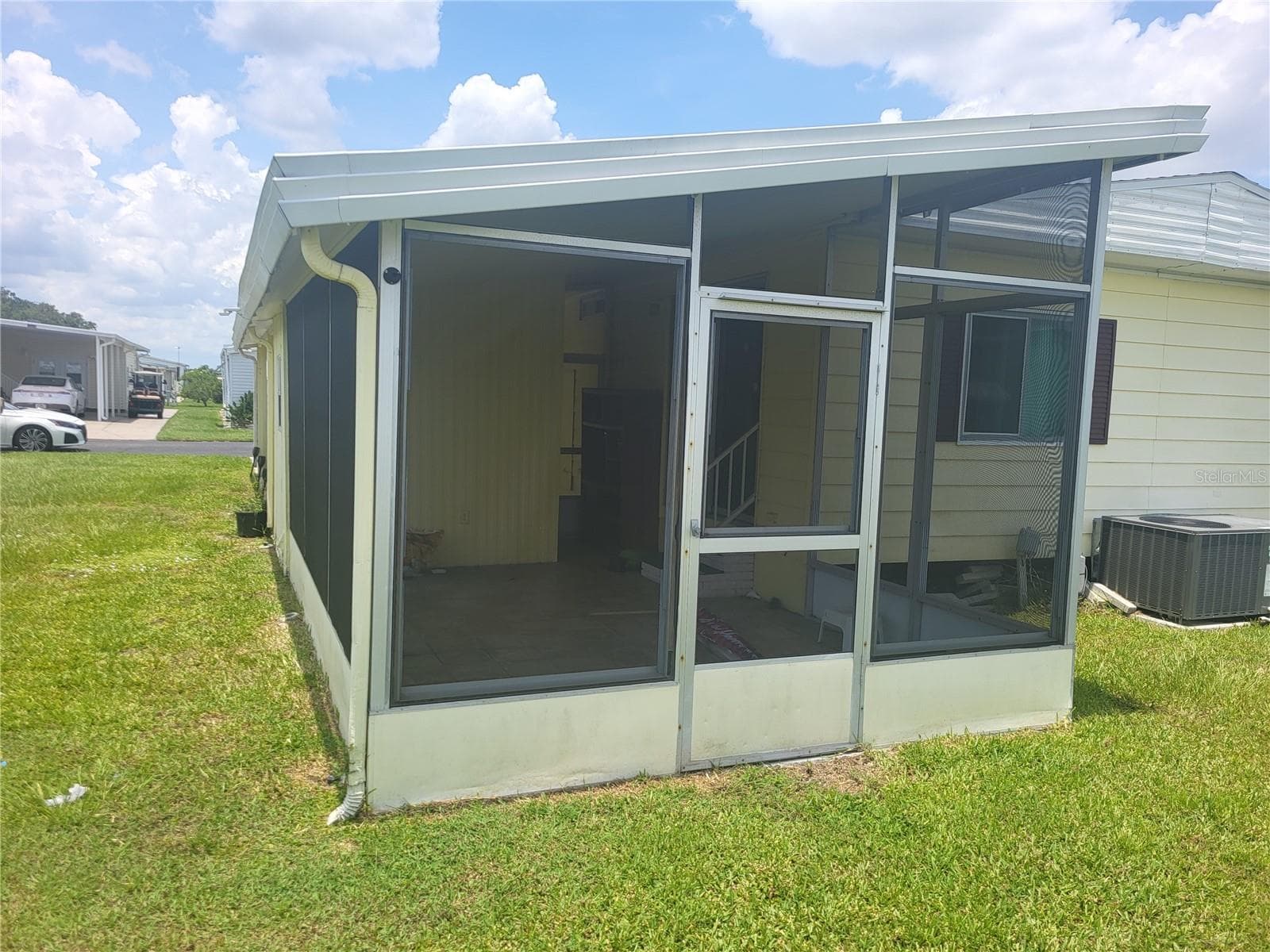 Manufactured Home at 357 BADGER LN, HAINES CITY, photo 12 of 14