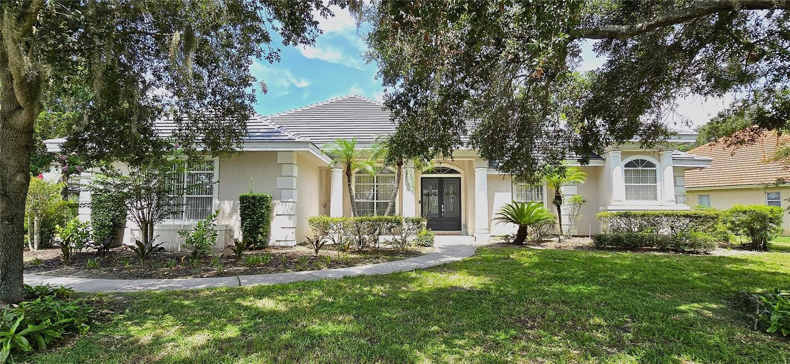 Single Family Residence at 9797 CAMBERLEY CIR, ORLANDO, photo 2 of 68
