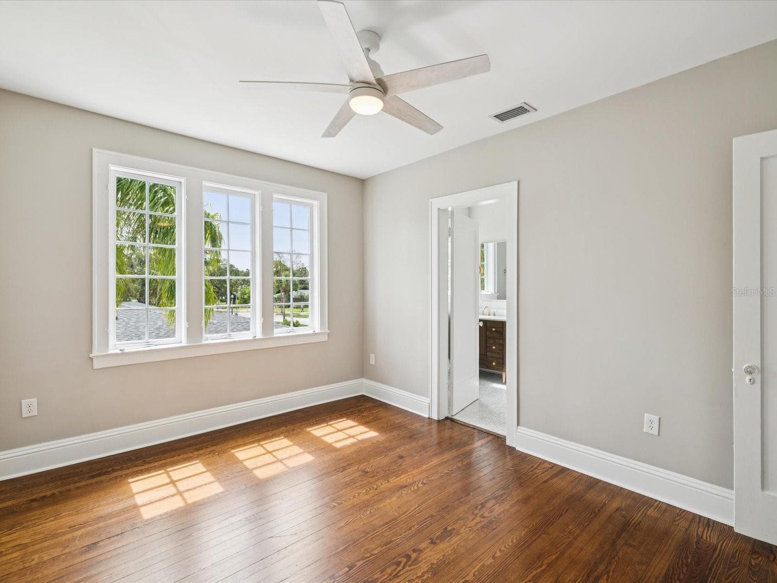 Single Family Residence at 456 GARDENIA ST, BELLEAIR, photo 44 of 62