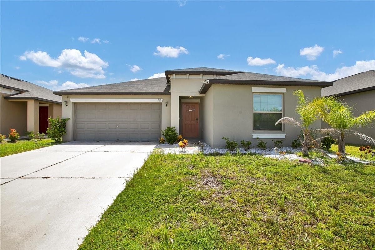 769 CALICO SCALLOP ST