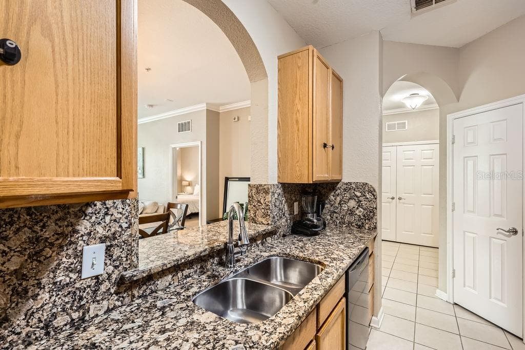 Condominium at 6434 CAVA ALTA DR #210, ORLANDO, photo 12 of 27