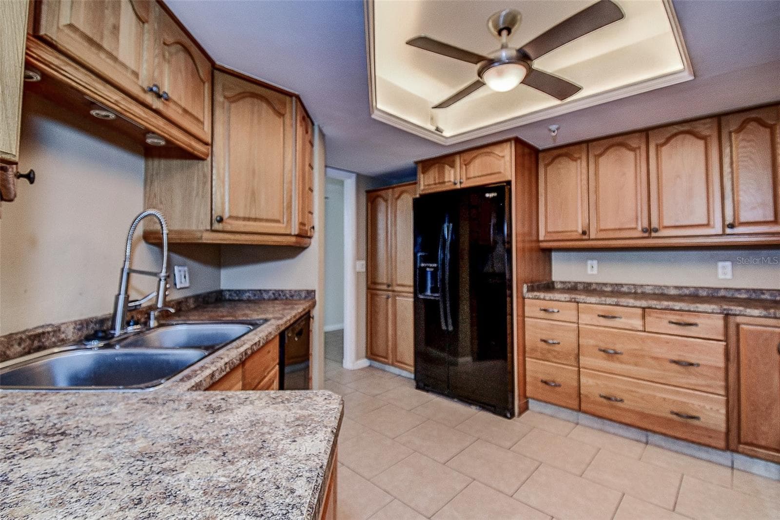 Condominium at 5940 PELICAN BAY PLZ S #406, GULFPORT, photo 8 of 39