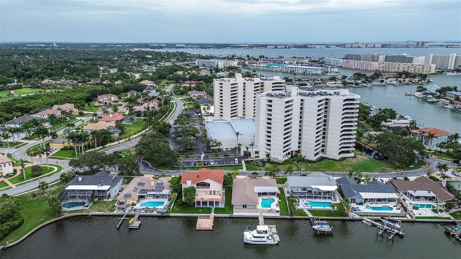 Condominium at 5940 PELICAN BAY PLZ S #406, GULFPORT, photo 31 of 39