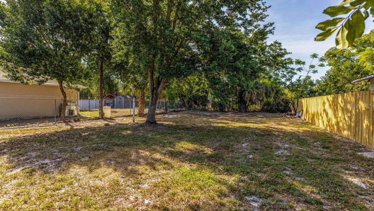 Single Family Residence at 7508 CAROLYN AVE, ORLANDO, photo 20 of 26