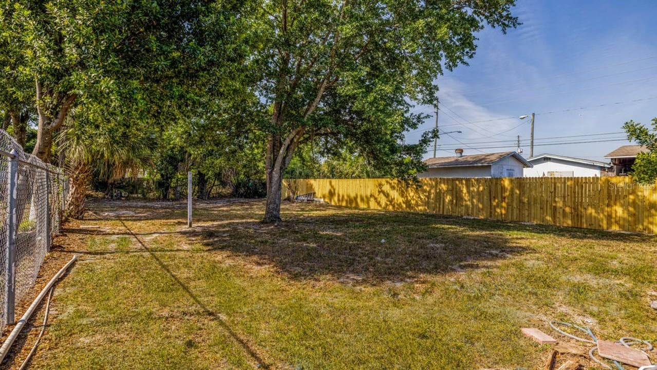 Single Family Residence at 7508 CAROLYN AVE, ORLANDO, photo 21 of 26
