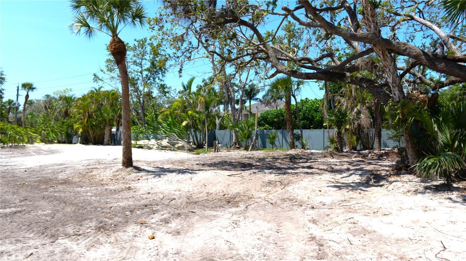 Southeast facing - 7233 MIDNIGHT PASS RD, SARASOTA