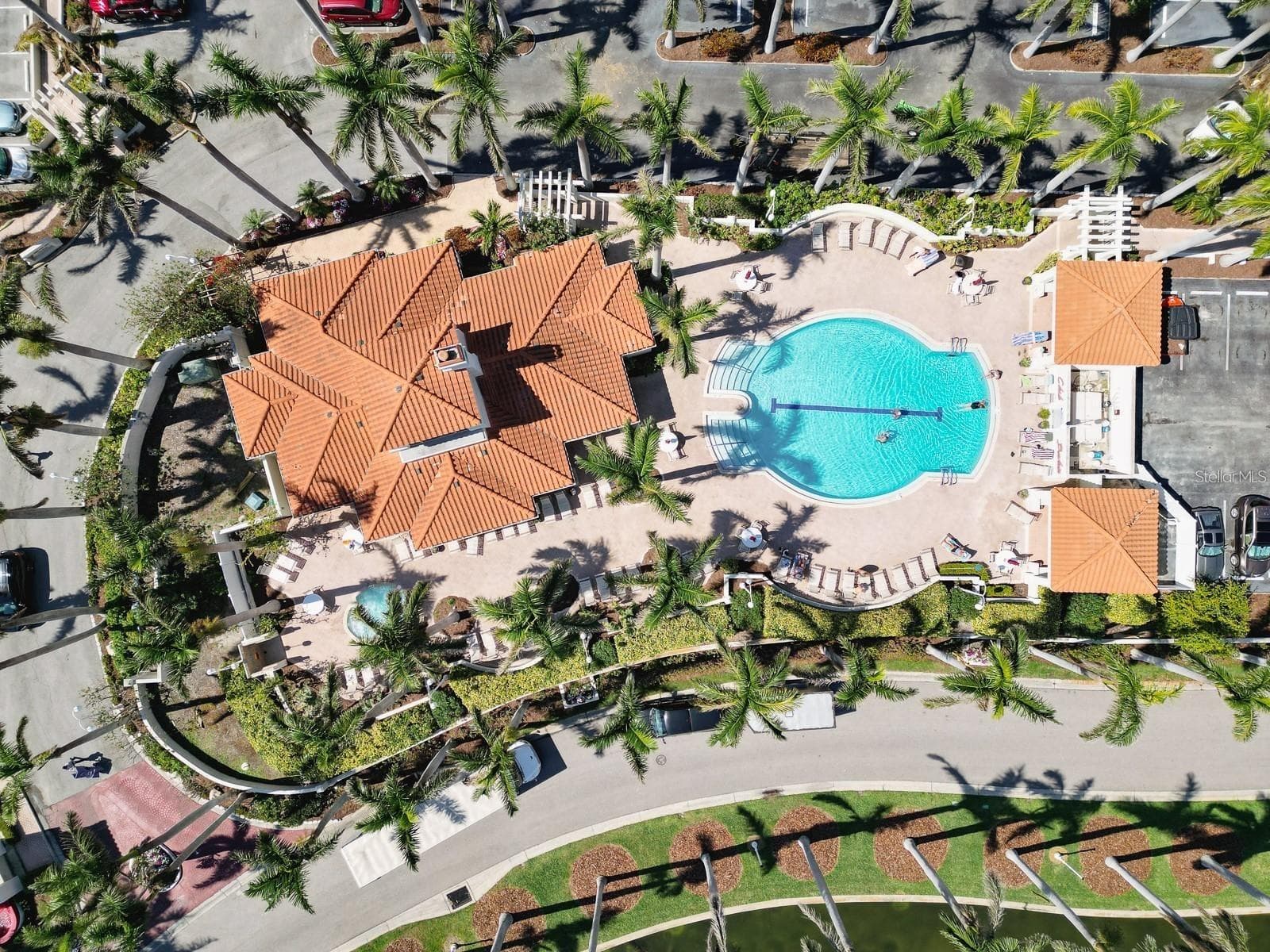Condominium at 6105 BAHIA DEL MAR CIR #682, ST PETERSBURG, photo 32 of 35