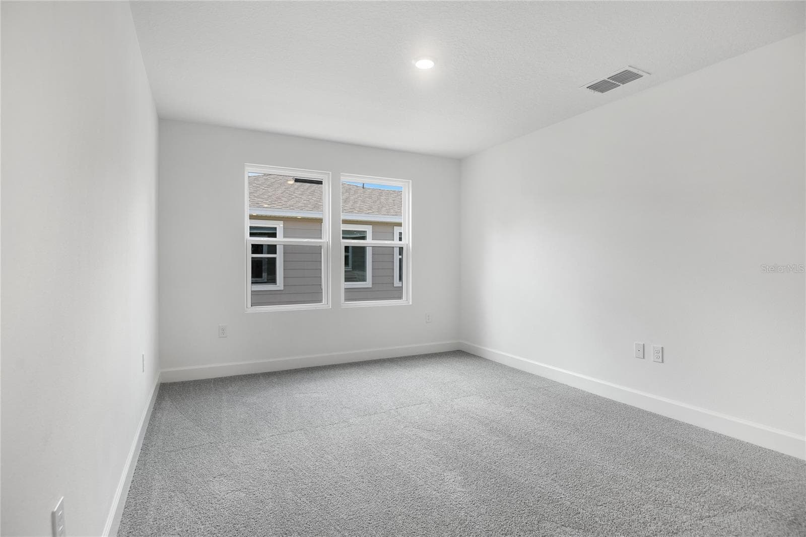 Single Family Residence at 1058 CLOUD RIDGE CT, MOUNT DORA, photo 14 of 25