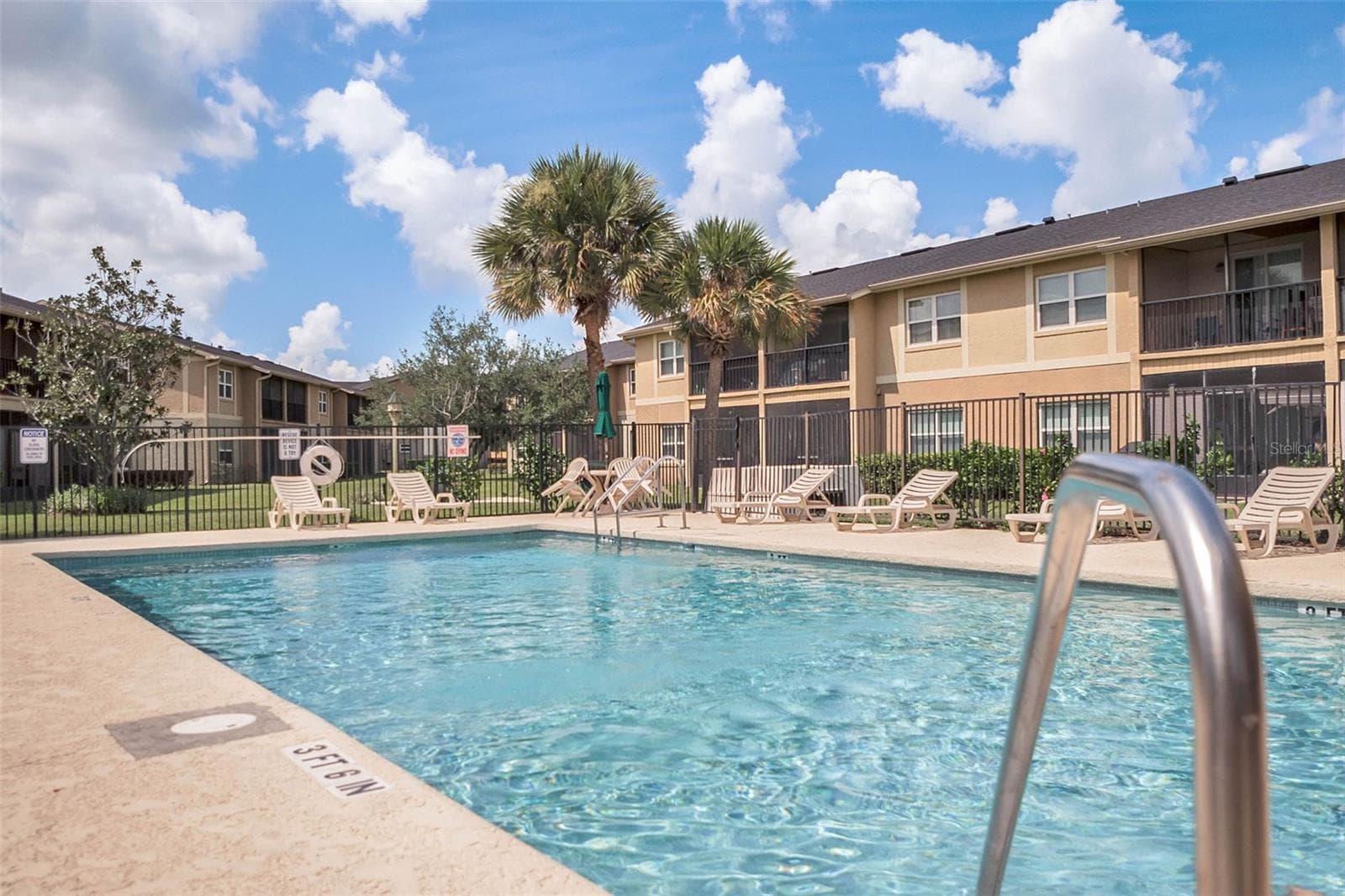 2nd Pool - 2401 BARLEY CLUB CT #2, ORLANDO