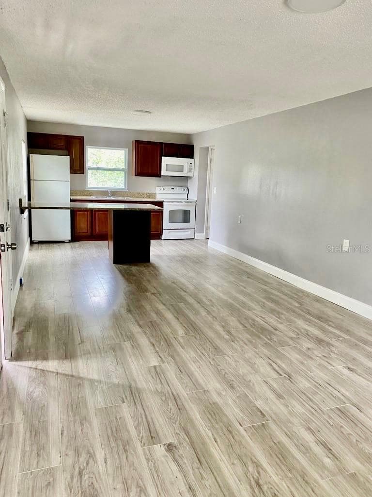 Duplex at 3356 AVENUE Q NW, WINTER HAVEN, photo 11 of 15