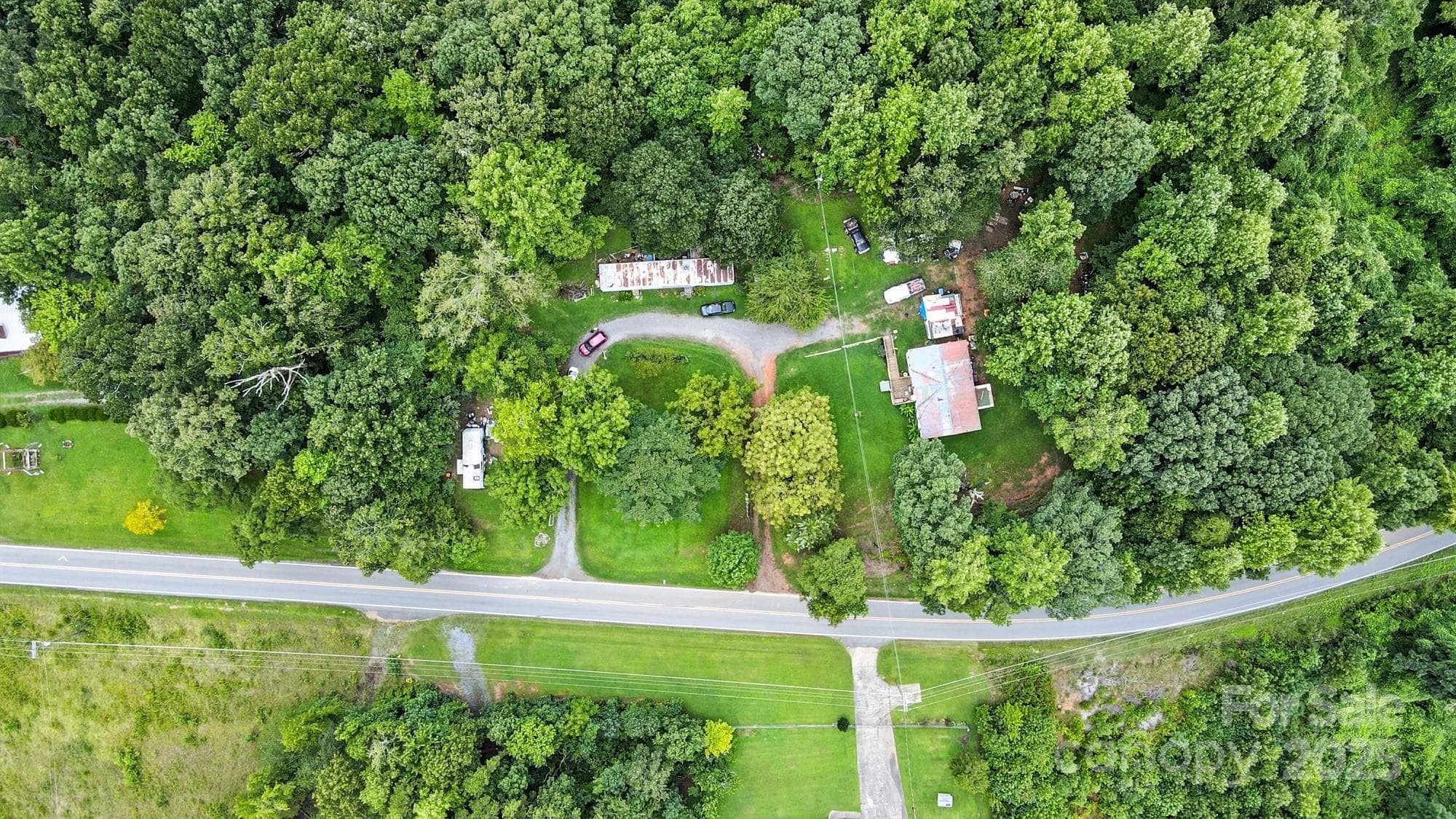 Single Family Residence at 450 Dixon School Road, Kings Mountain, photo 5 of 22
