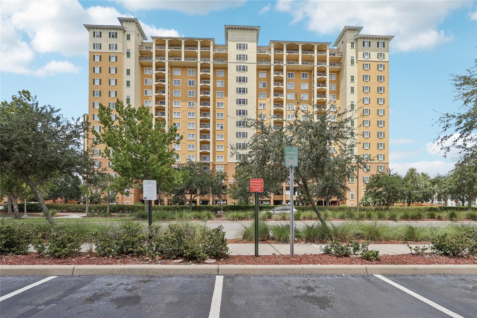 Condo - Hotel at 8101 RESORT VILLAGE DR #31210, ORLANDO, photo 37 of 58