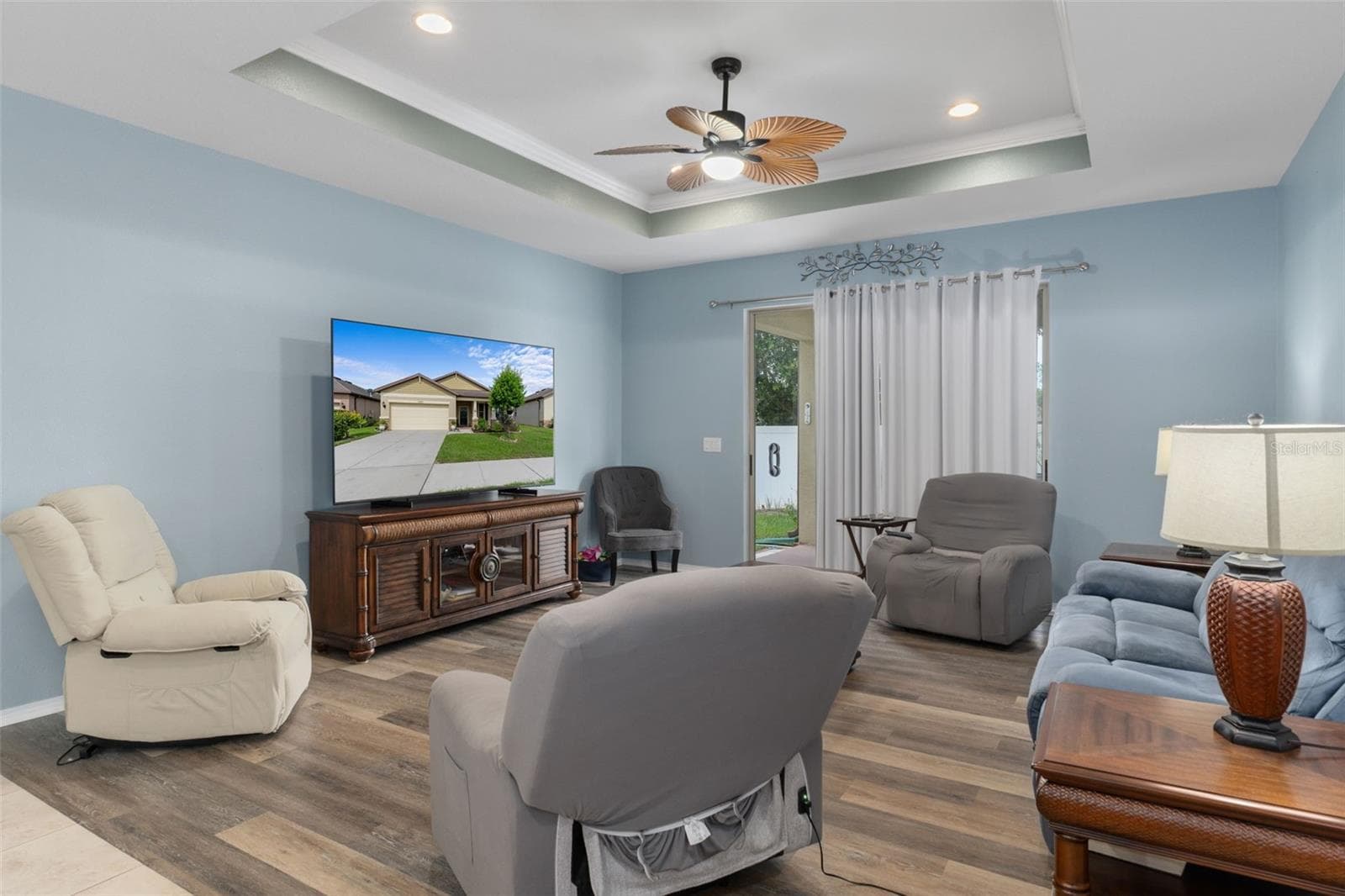 Single Family Residence at 15287 STONE HOUSE DR, BROOKSVILLE, photo 20 of 47