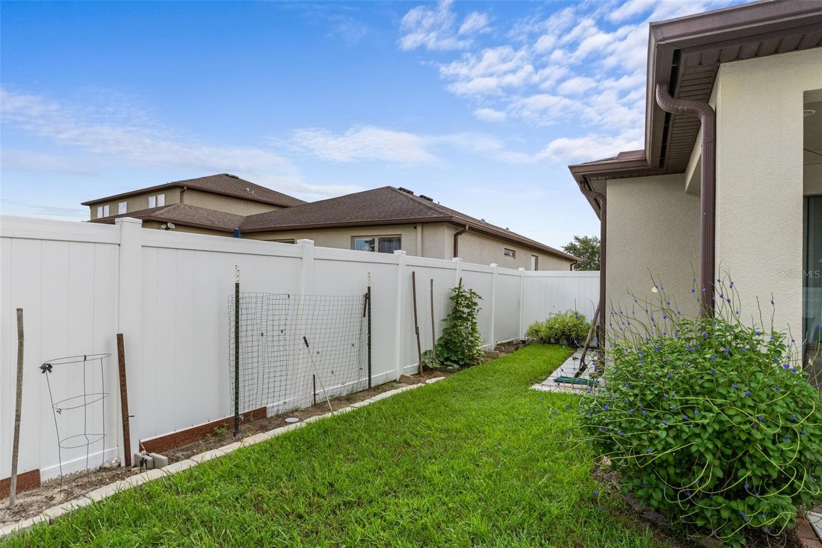Single Family Residence at 15287 STONE HOUSE DR, BROOKSVILLE, photo 39 of 47