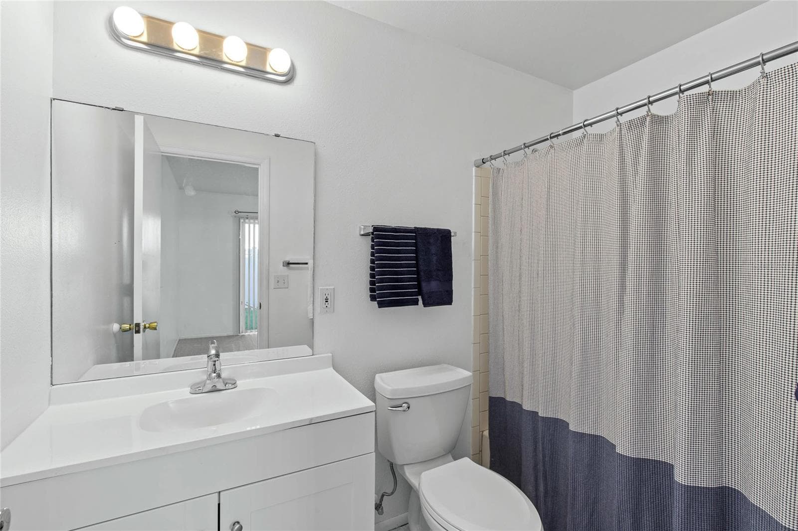 Primary Bath - 1726 TROPICAL CT, TAVARES