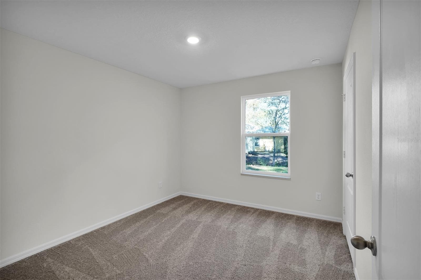 Single Family Residence at 418 MARION OAKS LN, OCALA, photo 18 of 20