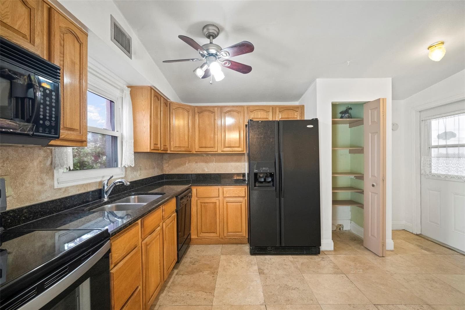 Kitchen - 4712 BESSIE RD, TAMPA