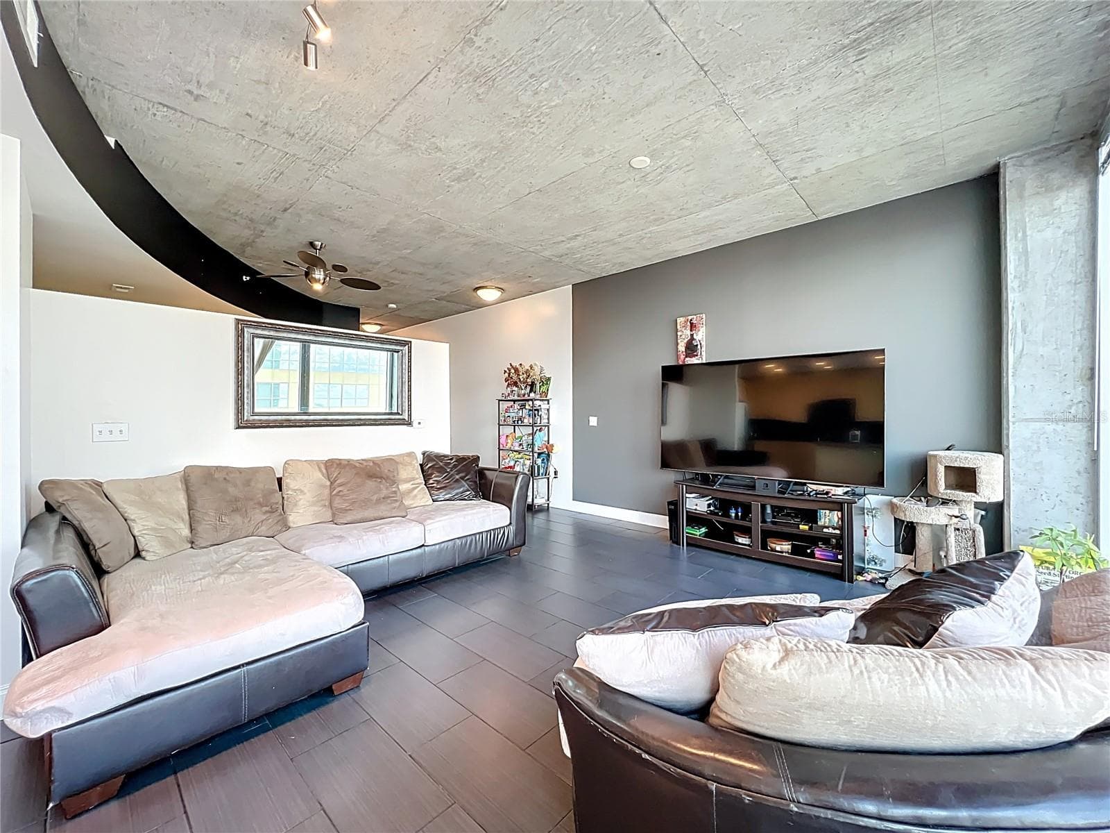 Condominium at 155 S COURT AVE #1908, ORLANDO, photo 9 of 31