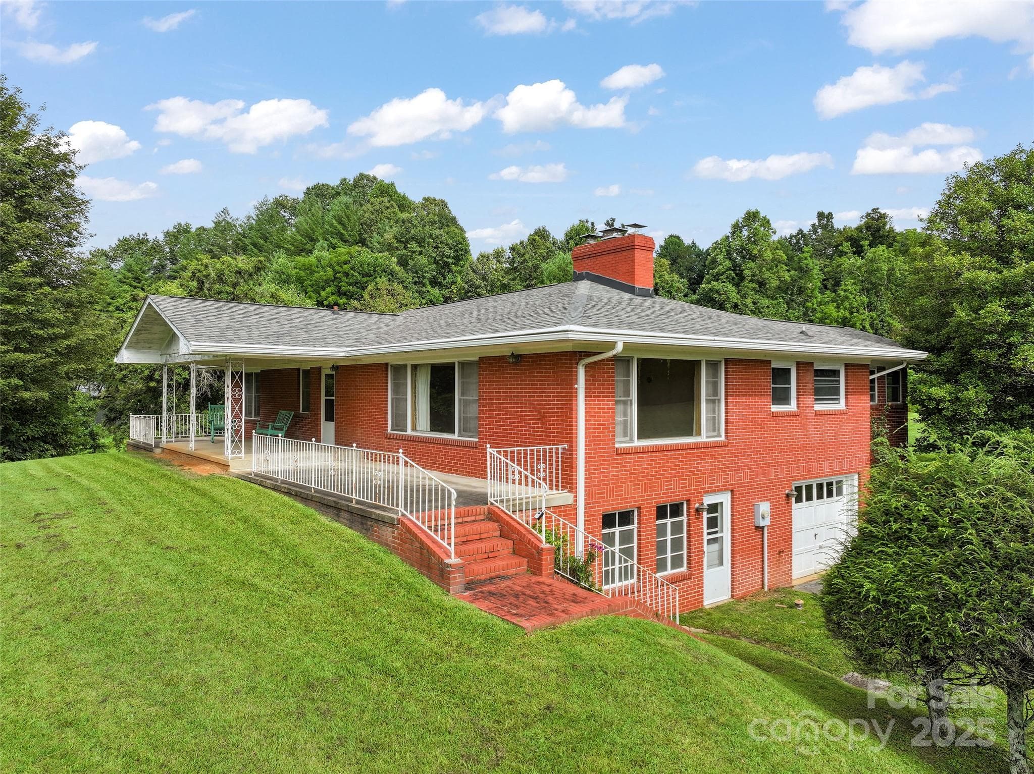 Office at Waynesville, photo 2 of 33