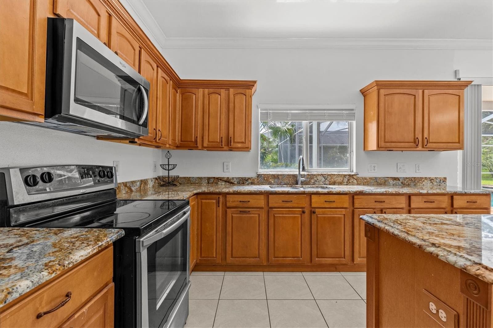 Single Family Residence at 2328 WARWICK DR, OLDSMAR, photo 18 of 70