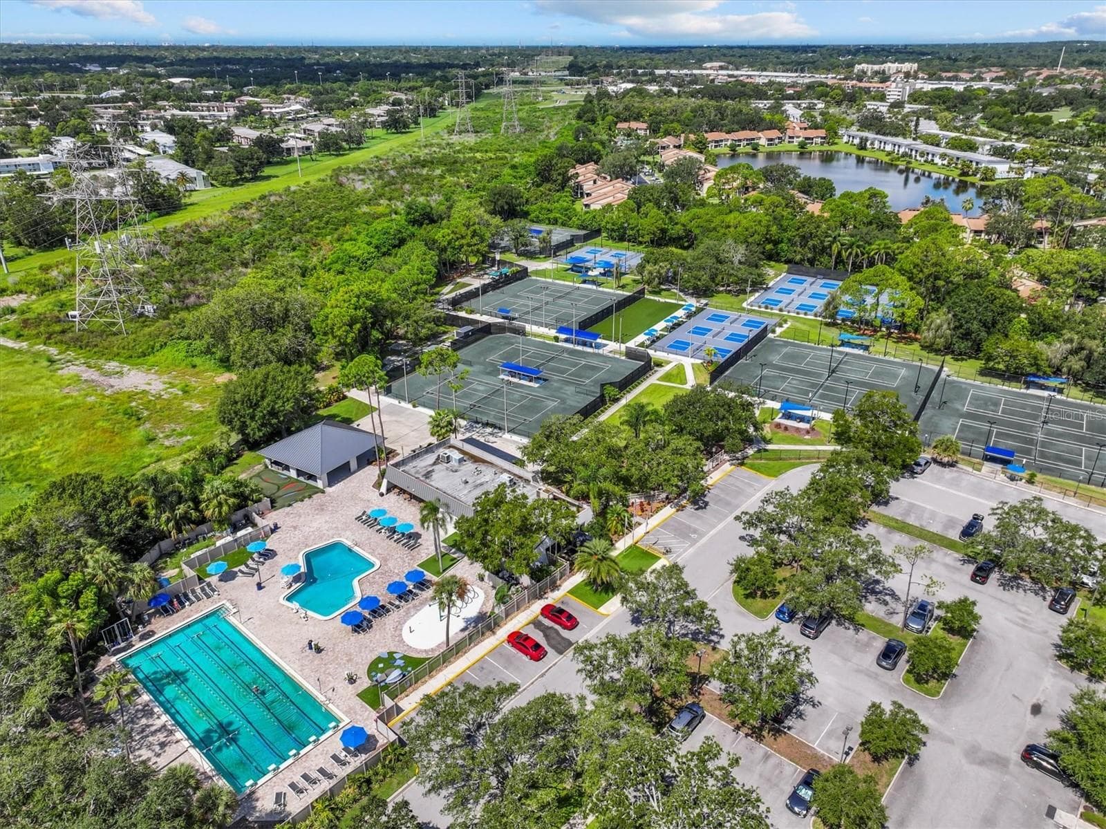 Single Family Residence at 2328 WARWICK DR, OLDSMAR, photo 69 of 70