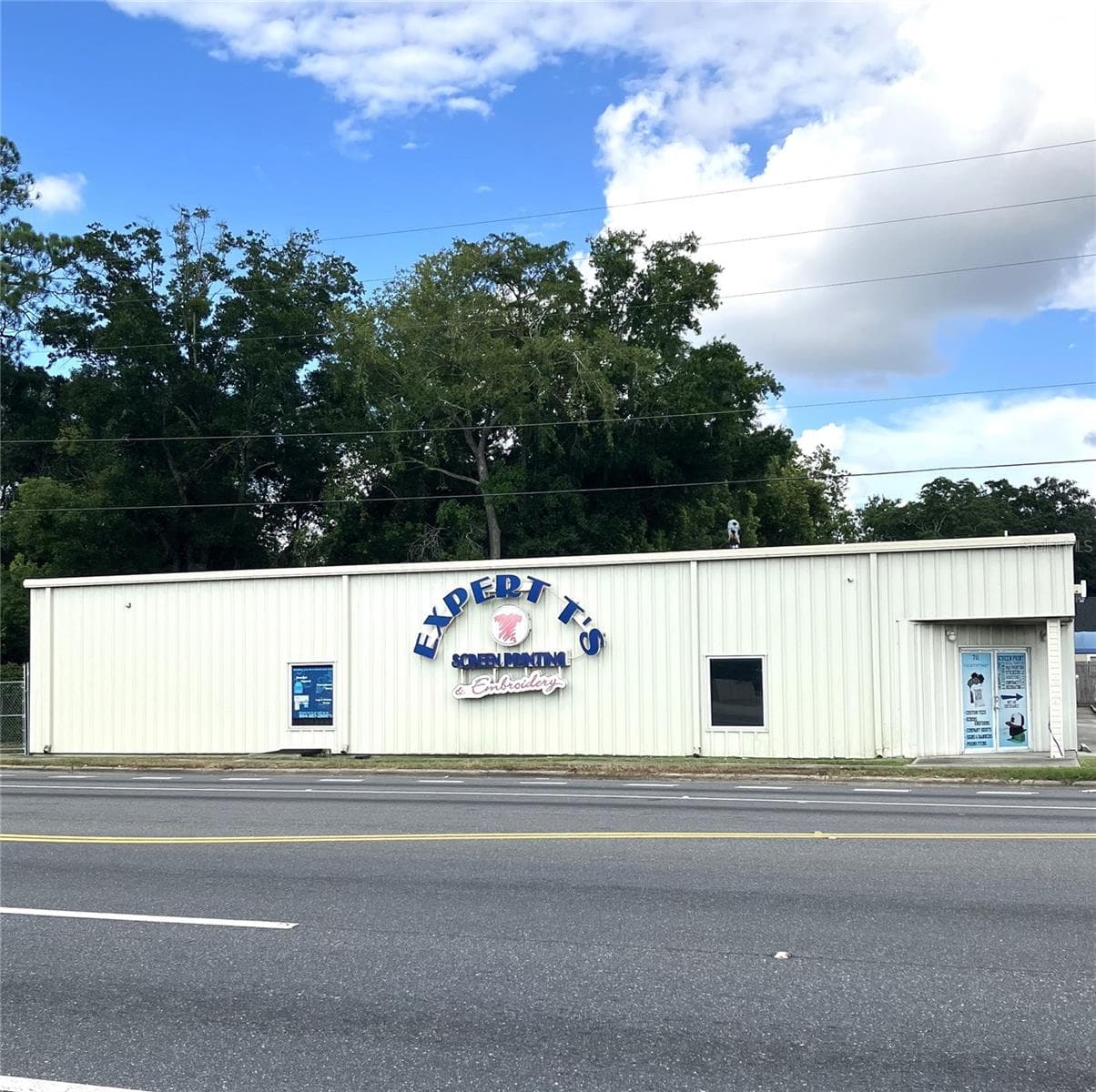 711 CASSAT AVE