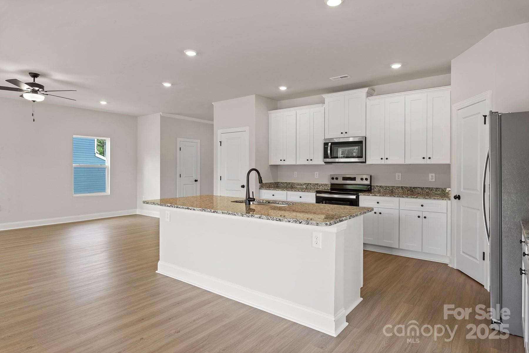 Single Family Residence at 3441 Robindale Drive, Winston Salem, photo 12 of 22