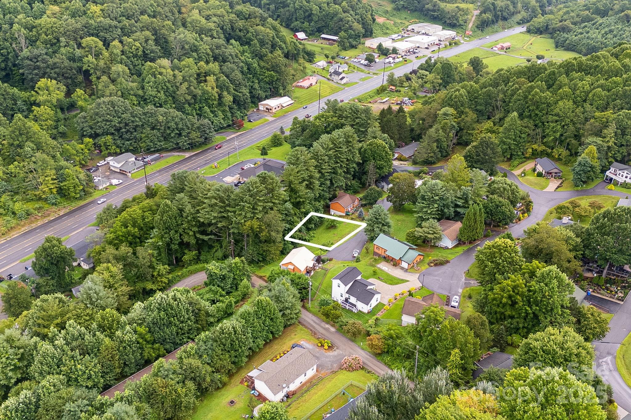 Lot at Waynesville, photo 3 of 27