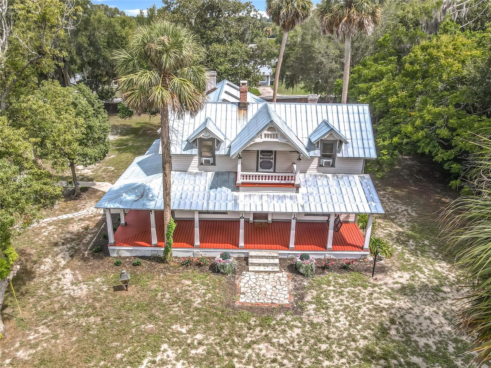 Single Family Residence at 525 W BLUE SPRINGS AVE, ORANGE CITY, photo 6 of 79