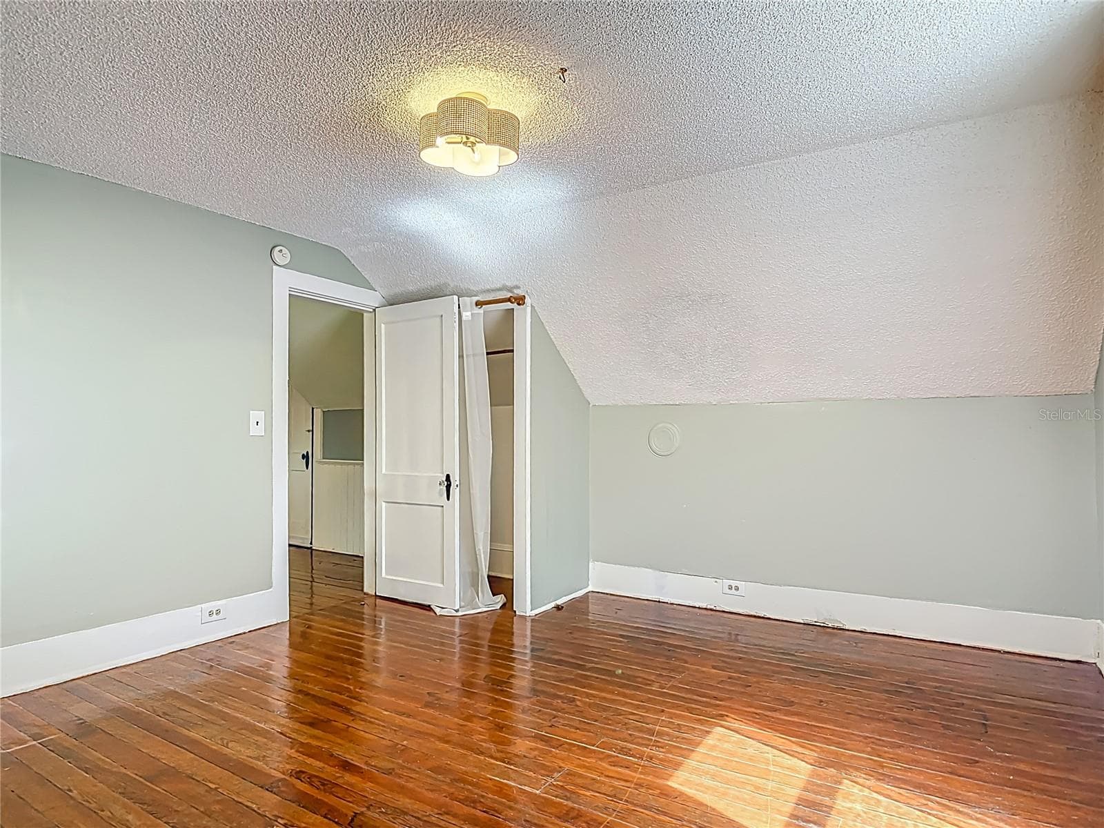 Single Family Residence at 525 W BLUE SPRINGS AVE, ORANGE CITY, photo 34 of 79