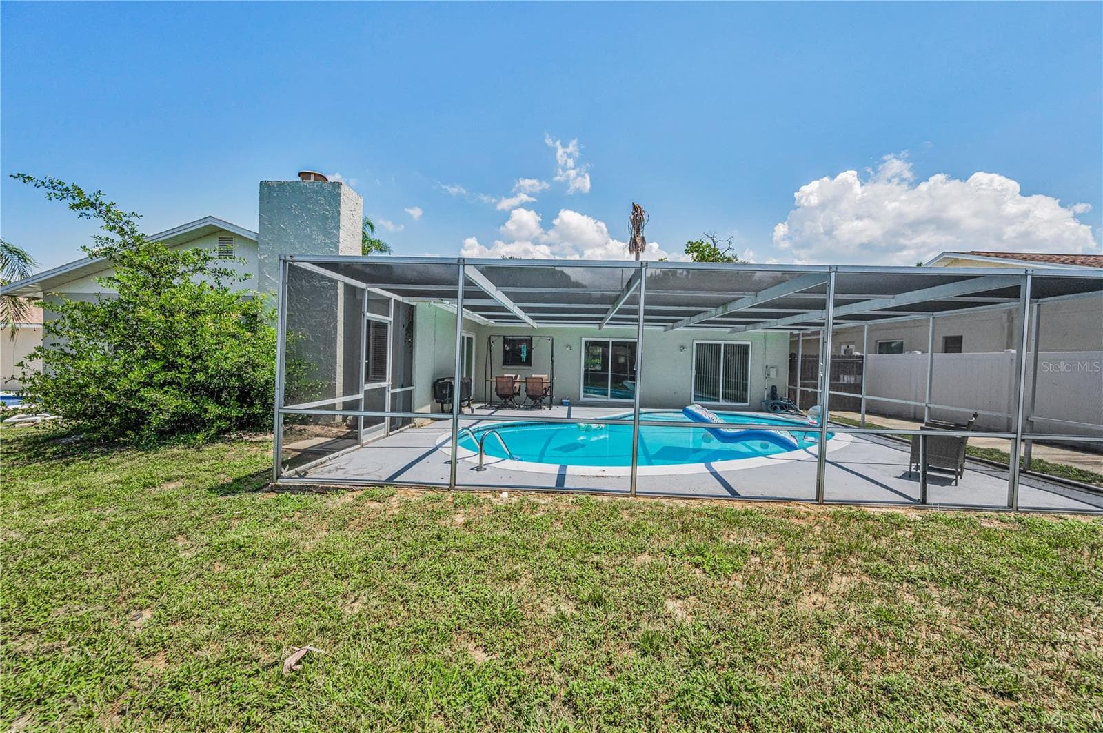 Single Family Residence at 11121 PEPPERTREE LN, PORT RICHEY, photo 8 of 41
