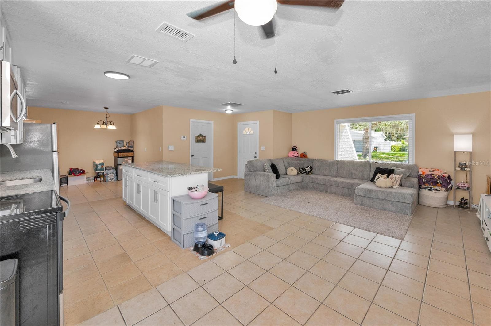 Single Family Residence at 11121 PEPPERTREE LN, PORT RICHEY, photo 22 of 41