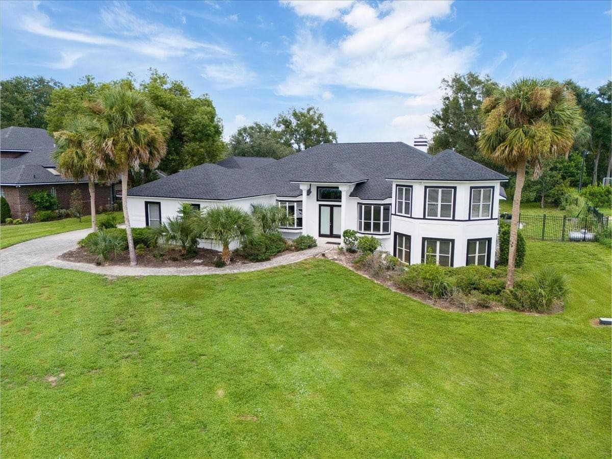 12001 LAKE BUTLER BLVD