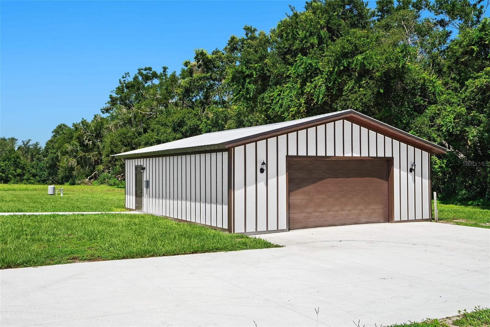 enclosed pole barn - 13219 NEWGENT RD, SAN ANTONIO