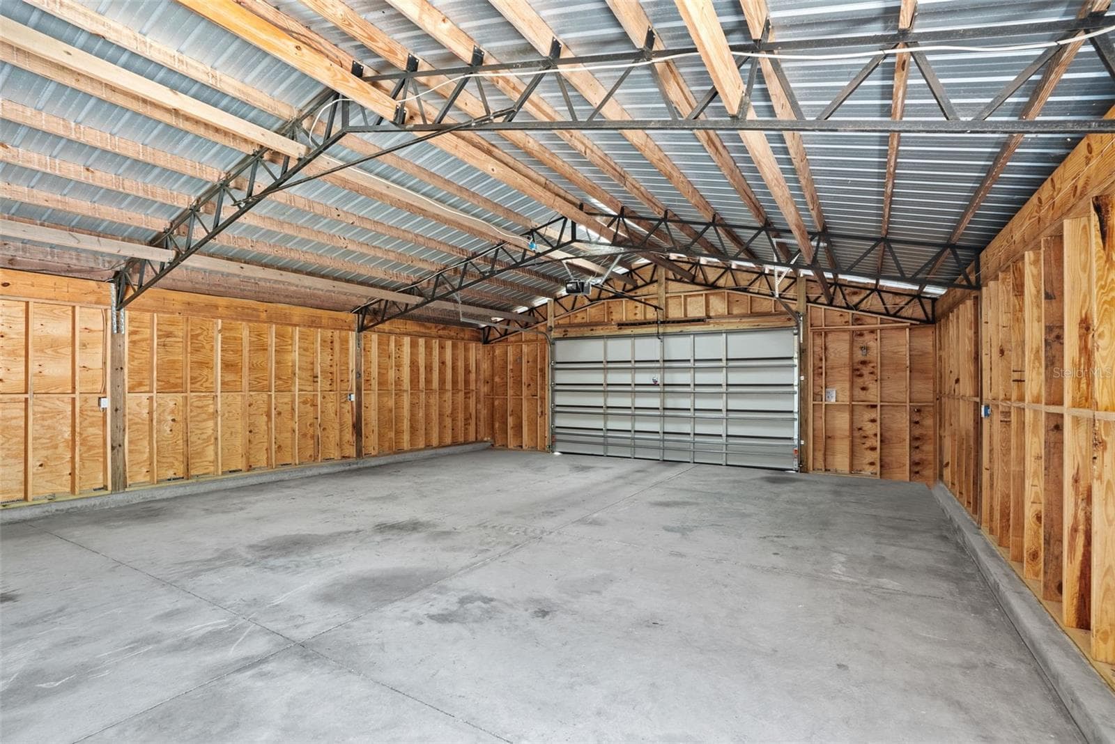 enclosed pole barn - 13219 NEWGENT RD, SAN ANTONIO