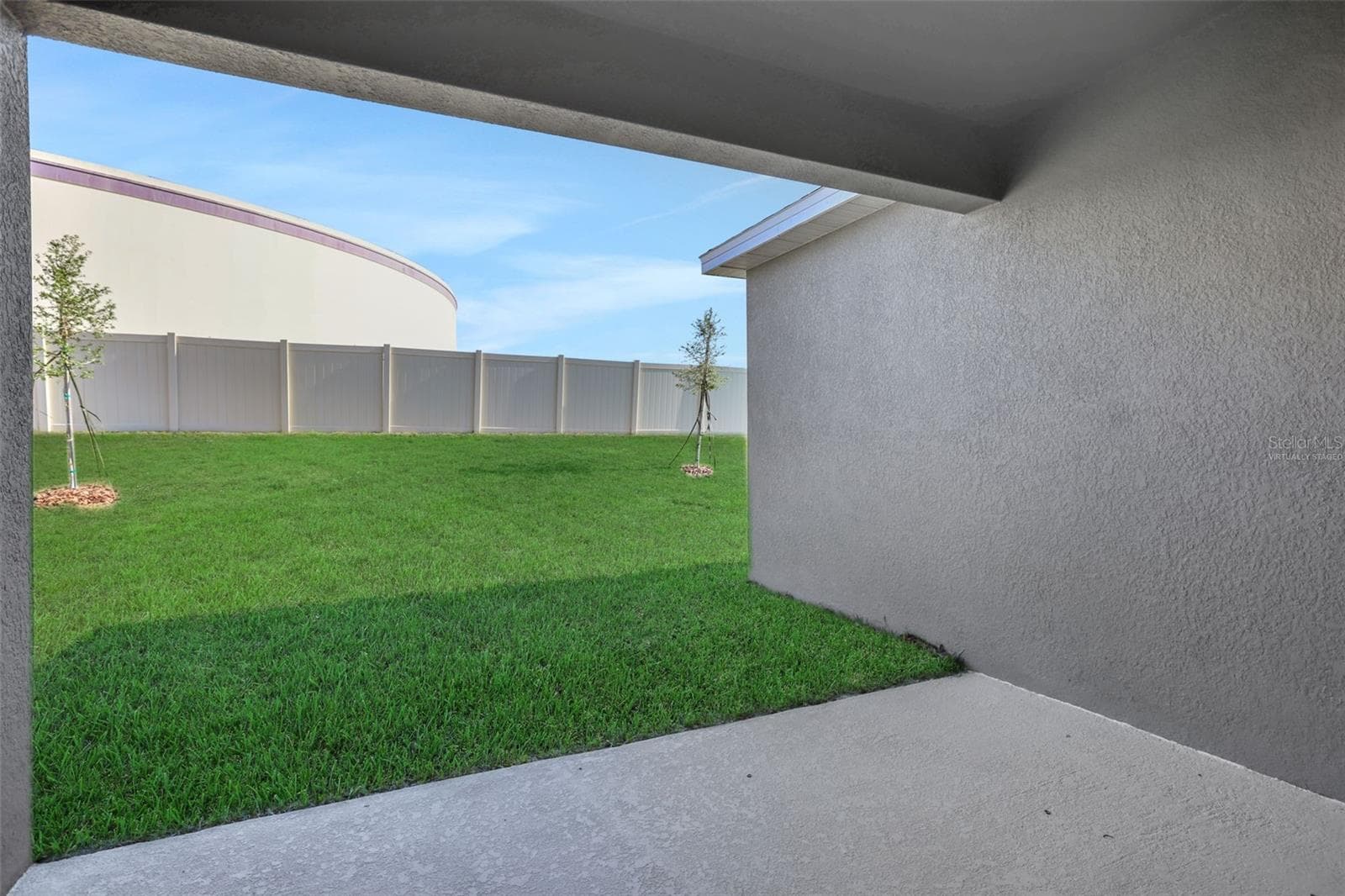 “virtually staged” - 2866 SUPERMARINE RD, TAVARES