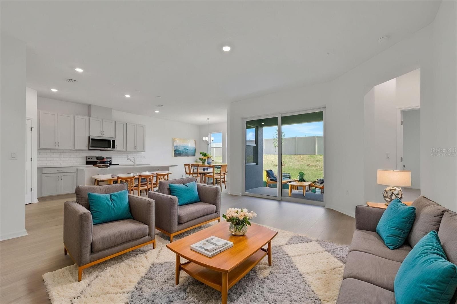“virtually staged” - 2866 SUPERMARINE RD, TAVARES