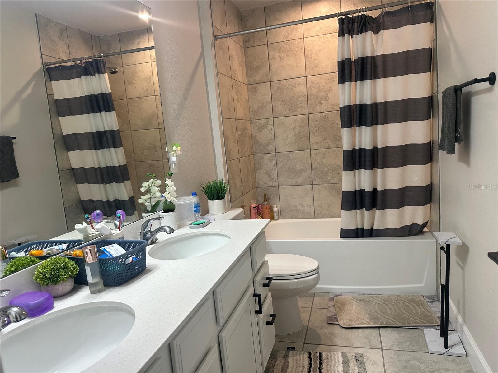 Single Family Residence at 2936 SLOUGH CREEK DR, KISSIMMEE, photo 10 of 34