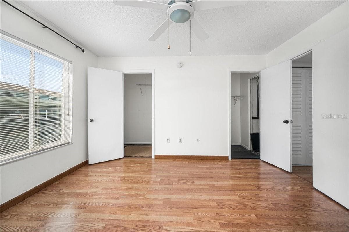 Condominium at 11401 3RD ST N #2, ST PETERSBURG, photo 18 of 27