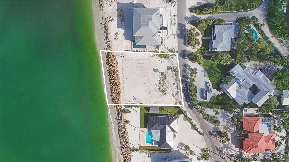Single Family Residence at 3761 CASEY KEY RD, NOKOMIS, photo 9 of 23