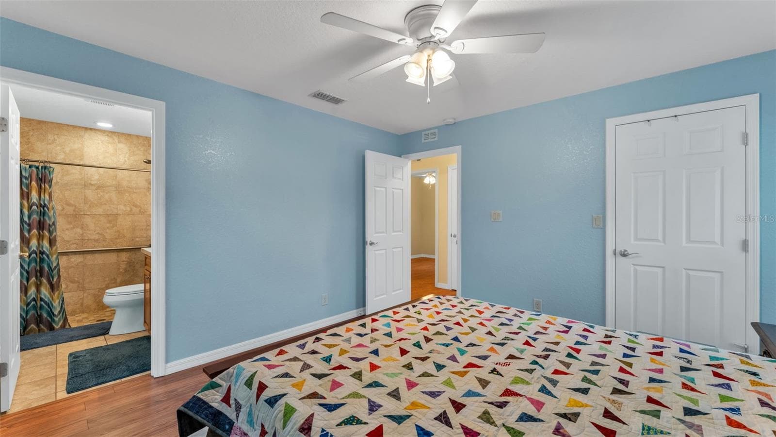 Primary bedroom main home - 701 KEEN RD, FROSTPROOF